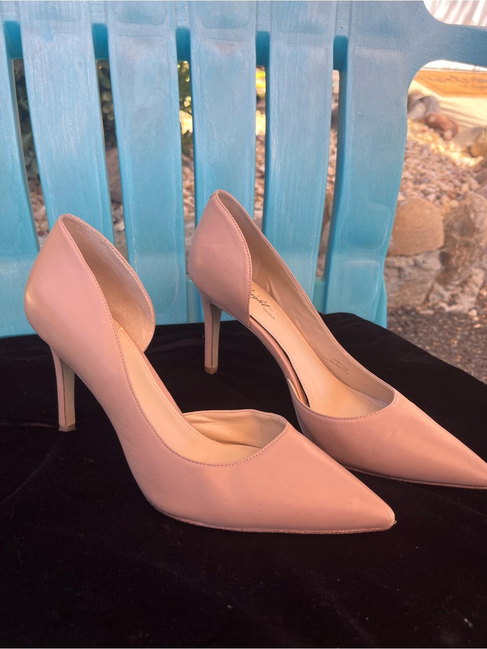 Classic Pointed-Toe Pink Pumps - Women's Heels